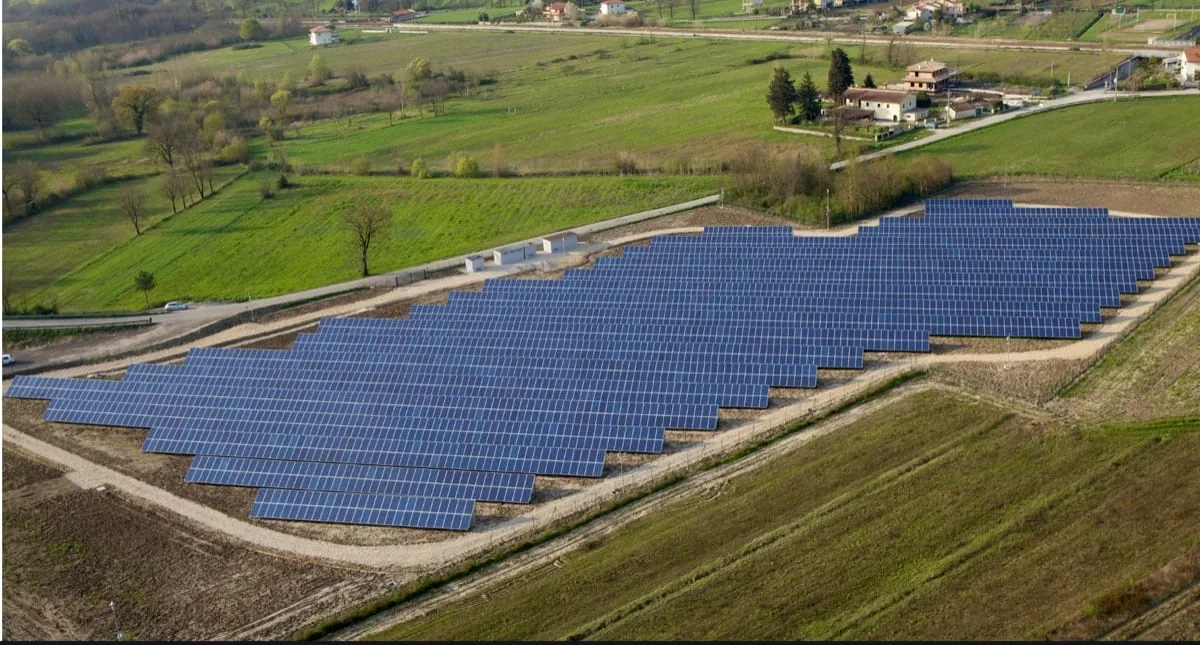 Impianto fotovoltaico con inseguitori Orazzini