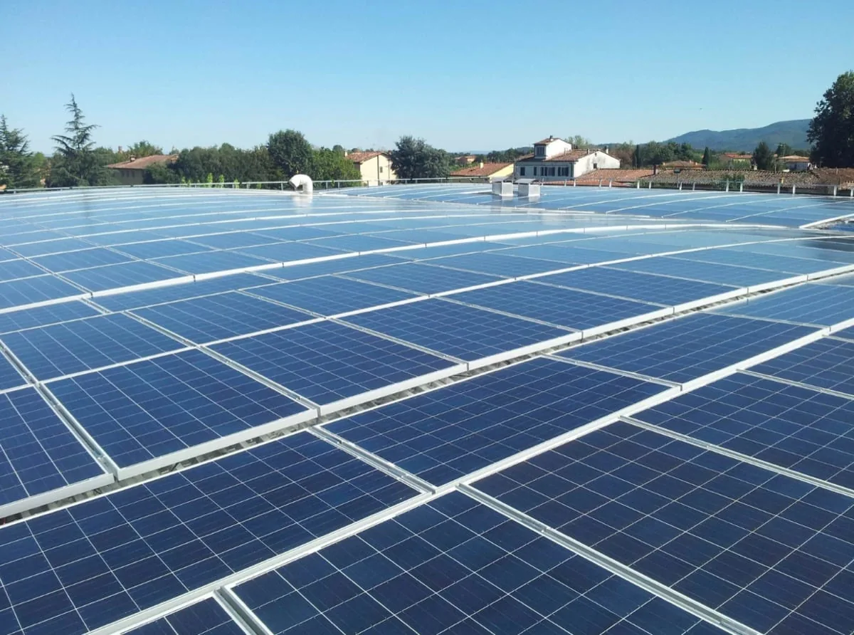 Impianto fotovoltaico VitalFarco